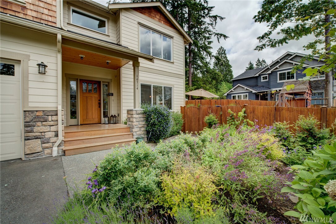 Property Photo: 16714 74th Ave NE WA 98028