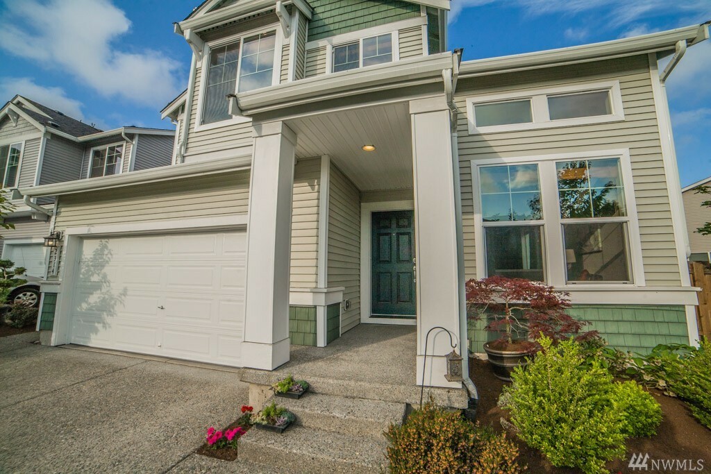 Property Photo: 2314 170th Ave E WA 98391