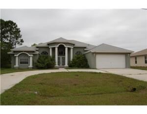 Property Photo:  2326 SW Savage Bv  FL 34953 