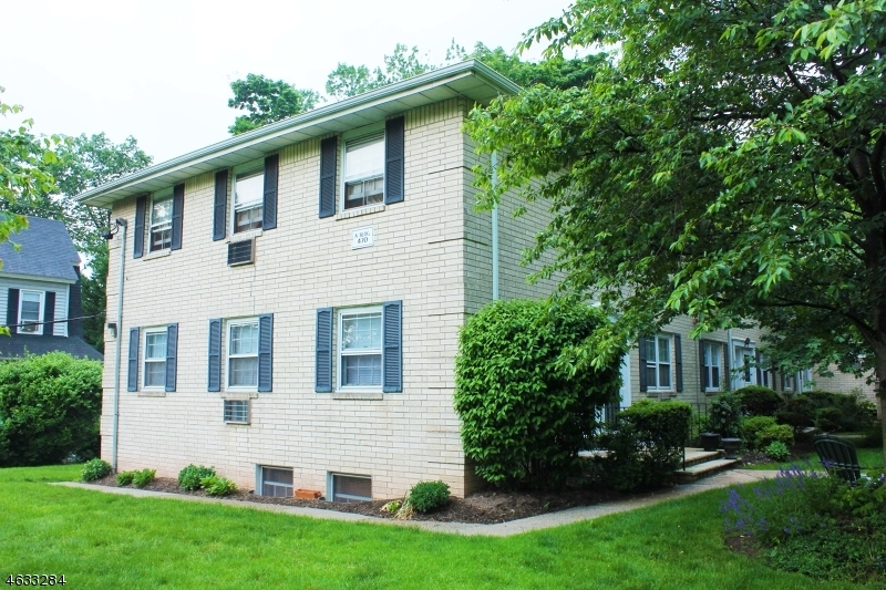 Property Photo: 470 Valley Rd C009a NJ 07042