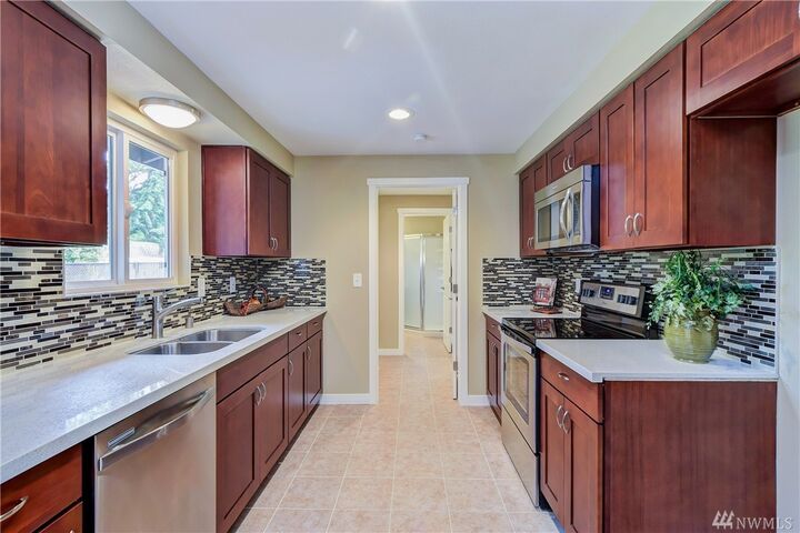 Property Photo:  11921 38th Ave NE  WA 98271 