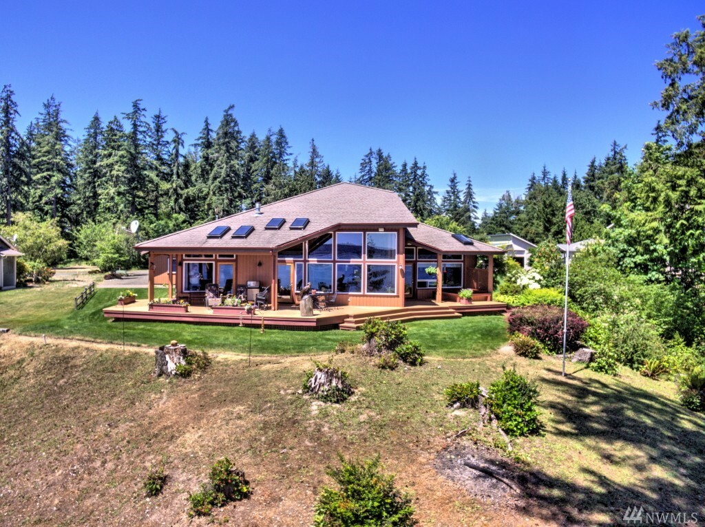 Property Photo:  292 E Vineyard Crest Rd  WA 98546 