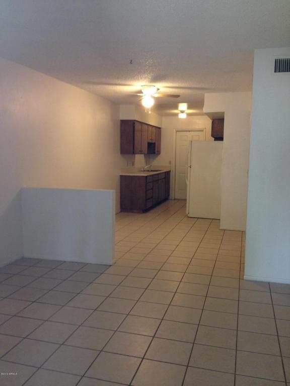 Property Photo:  999 S Palm Lane 2  AZ 85225 