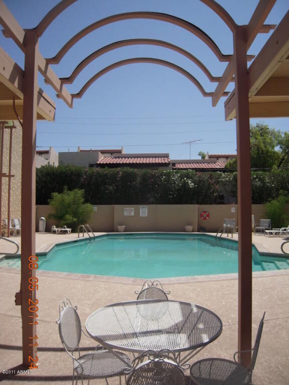 Property Photo: 6924 E 3rd Street AZ 85251