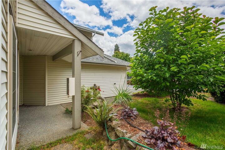 Property Photo:  10244 NE 138th Place B1  WA 98034 