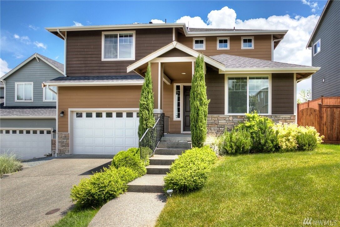 Property Photo:  1307 34th St SE  WA 98372 