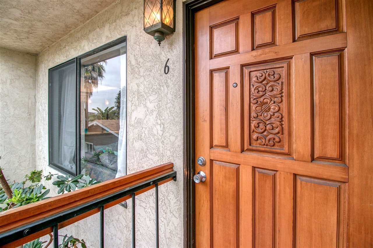 Property Photo: 4772 36th St 6 CA 92116