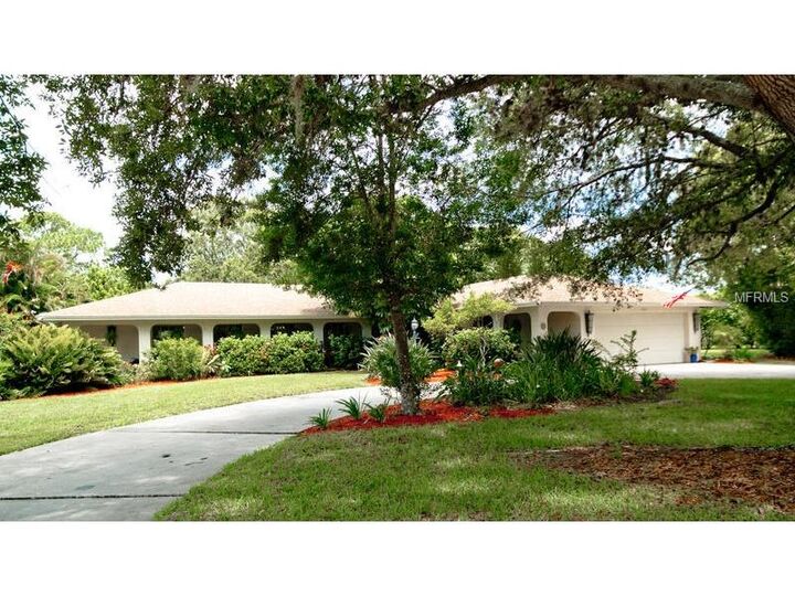 Property Photo:  6724 Pennsylvania Avenue  FL 34243 