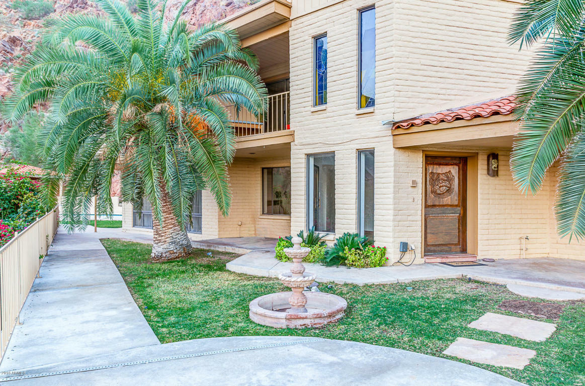 Property Photo: 5623 N 52nd Place AZ 85253