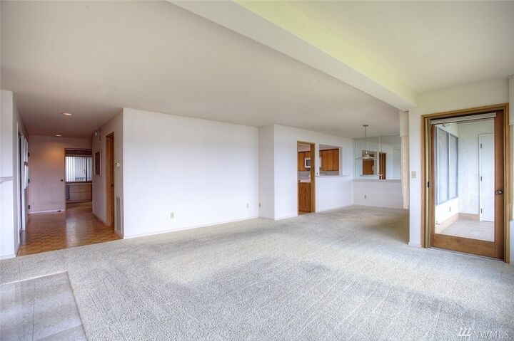 Property Photo: 3016 N Narrows Dr 414 WA 98407