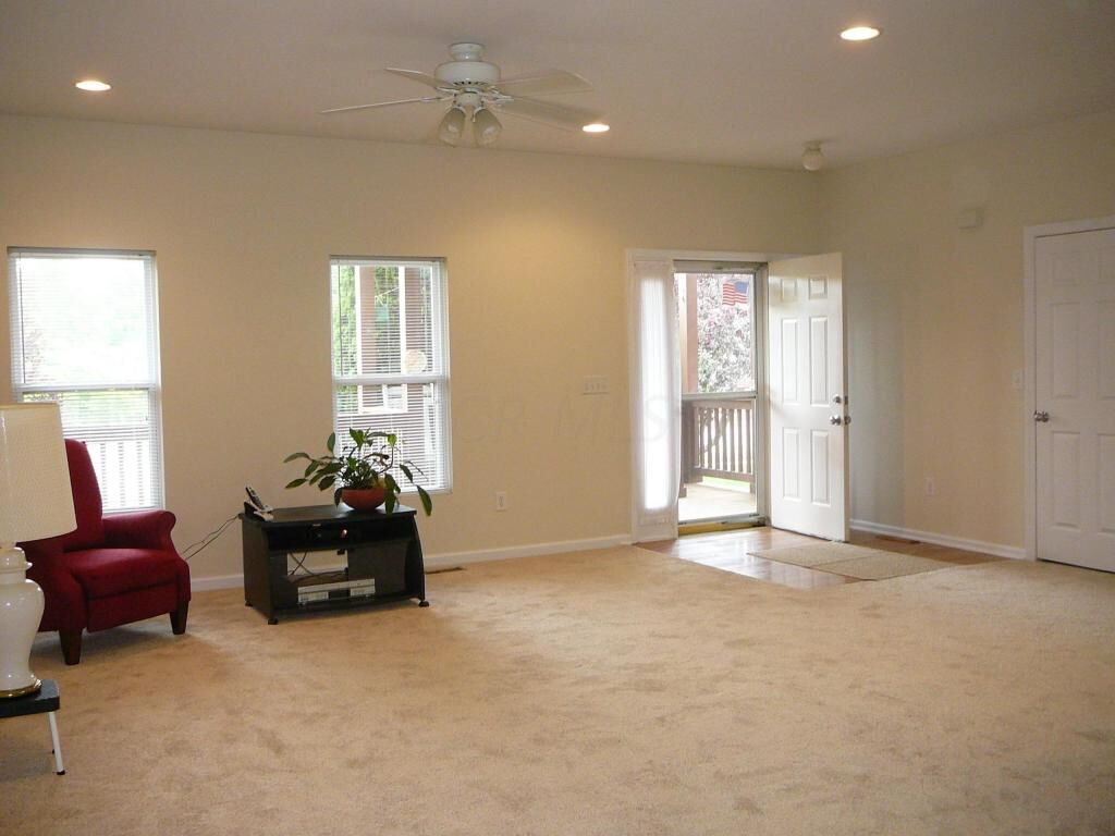 Property Photo:  82 Zellers Lane  OH 43062 