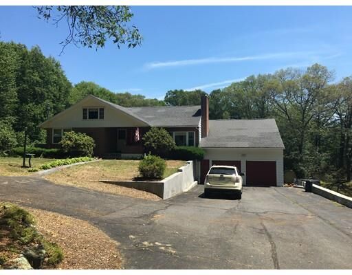 Property Photo:  264 Highland Street  MA 01534 