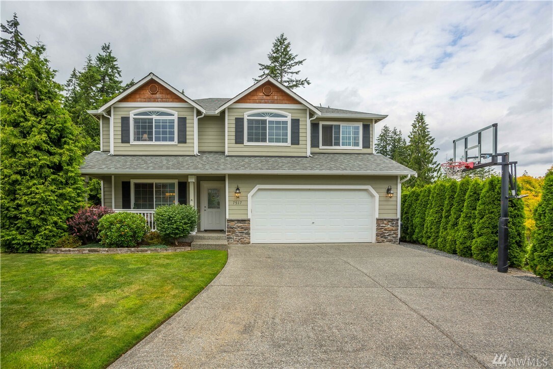 Property Photo: 7517 34 Place NE WA 98270