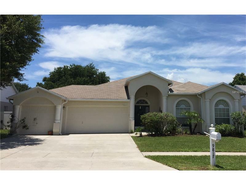 Property Photo:  9817 Wydella Street  FL 33569 