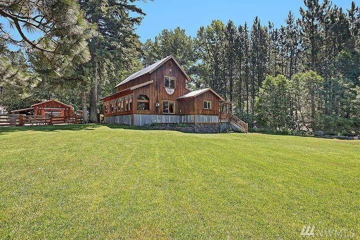 Property Photo:  2930 Liberty Road  WA 98922 