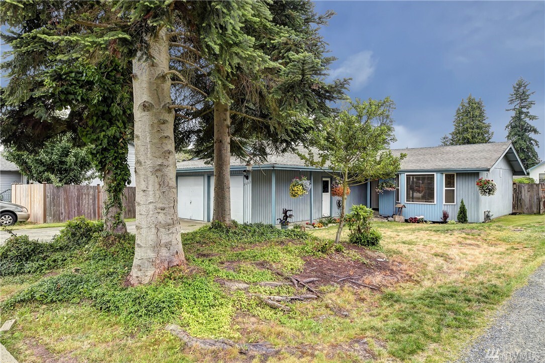 Property Photo: 2002 Adams Avenue WA 98203