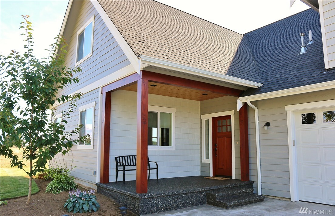 Property Photo: 2103 Littlefield Ct WA 98264