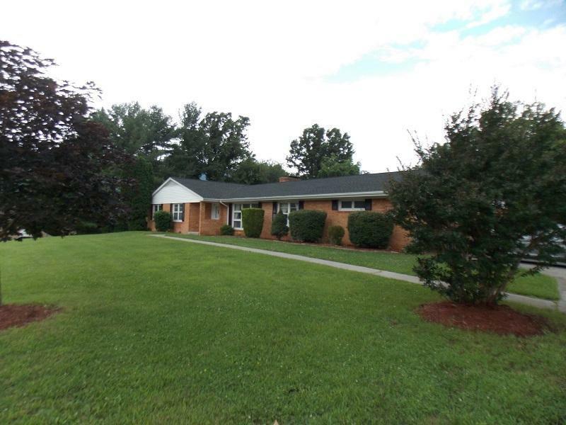 Property Photo:  8029 Hilltop Dr  VA 24018 