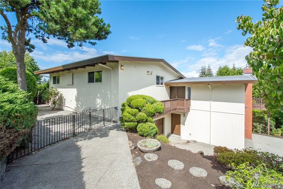 Property Photo:  1533 Weathervane Ct  WA 98466 