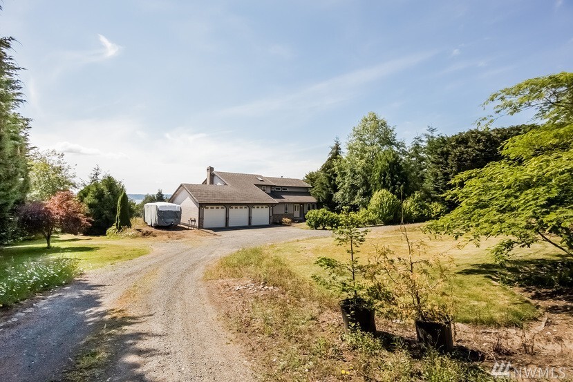 Property Photo: 16420 - 91st Ave NW WA 98292