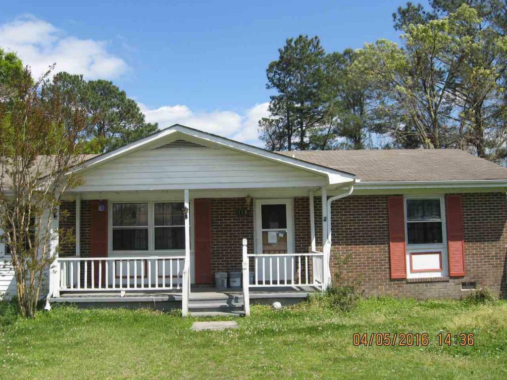 Property Photo:  113 Yorkshire Drive  NC 28546 