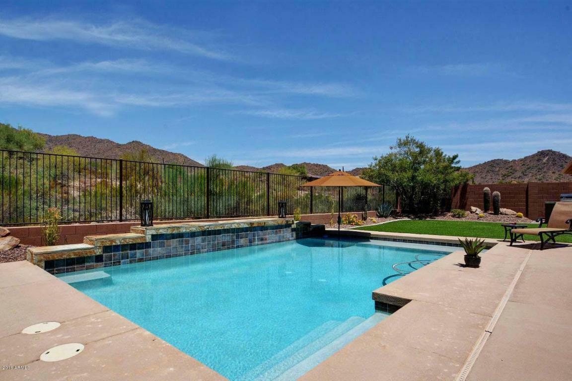 Property Photo:  1922 W Pumpkin Ridge Drive  AZ 85086 