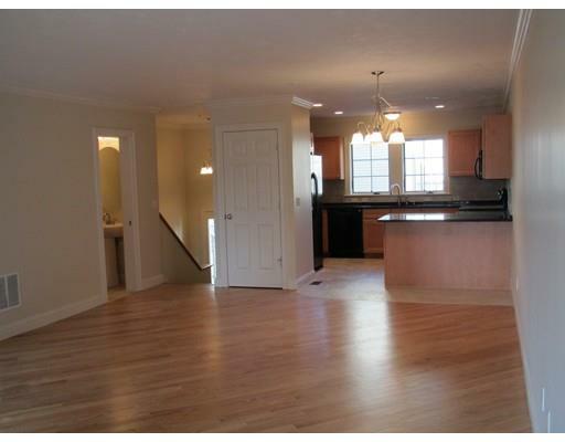 Property Photo: 3 Chatham Way 3 MA 02472