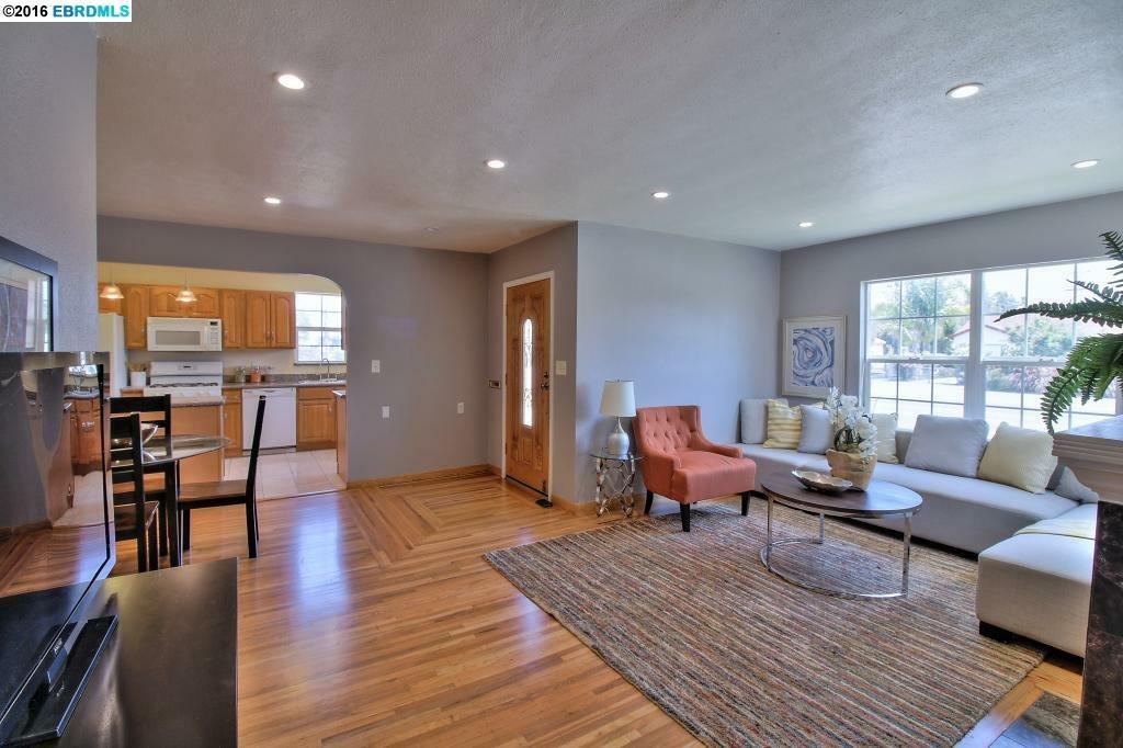 Property Photo:  13415 Doolittle Dr  CA 94577 