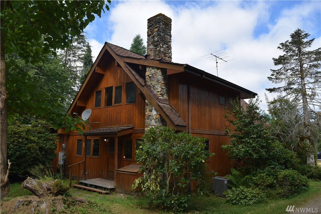 Property Photo: 924 Cline Rd WA 98377