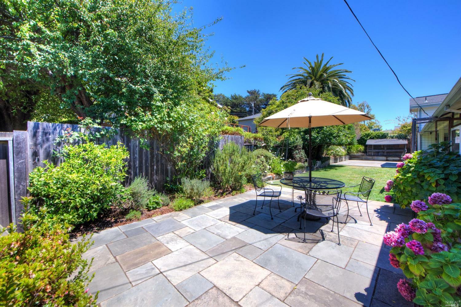 Property Photo: 15 Rancho Drive CA 94920