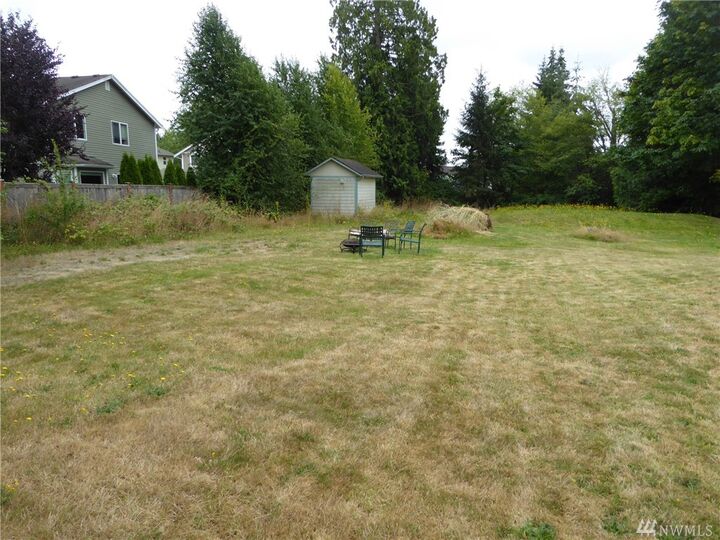 Property Photo: 8510 12th St SE WA 98258