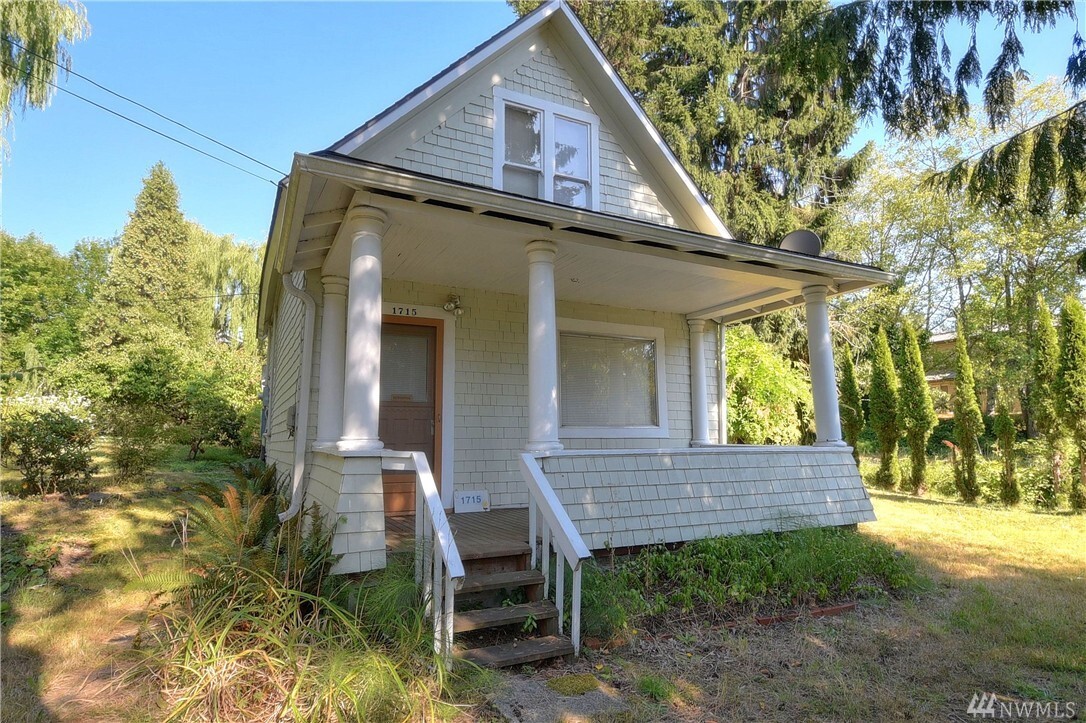 1715 15th St  Bellingham WA 98225 photo