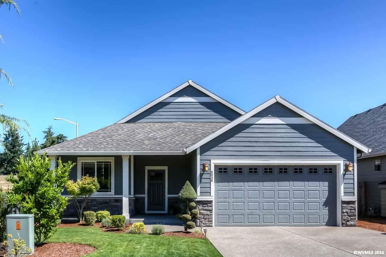 Property Photo:  6086 Lillian St SE  OR 97306 