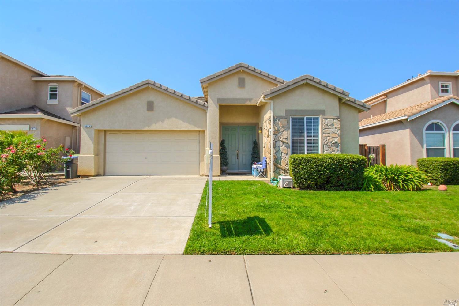 Property Photo: 1943 Leaning Oak Court CA 94534
