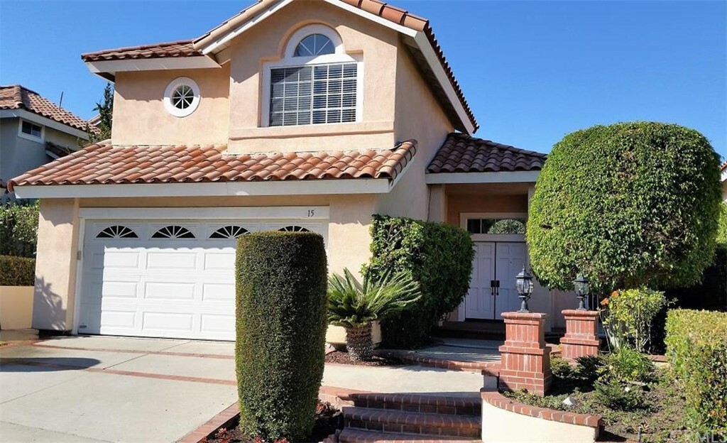 Property Photo: 15 Tierra Vista CA 92653