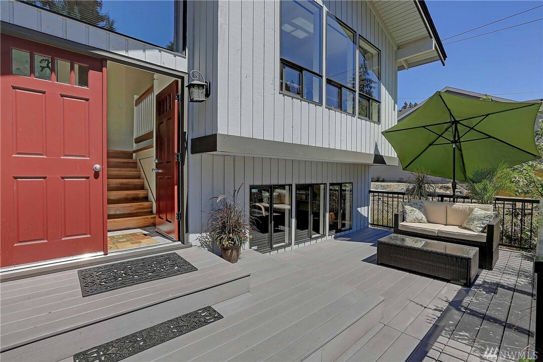 Property Photo:  2144 N 178th St  WA 98133 