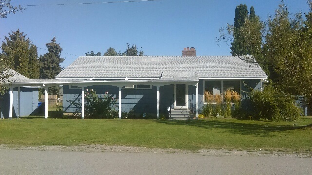 Property Photo: 11611 E Maxwell Ave WA 99206