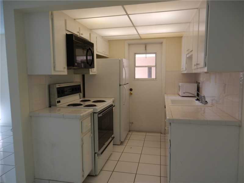 Property Photo:  2420 Diana Dr 302  FL 33009 