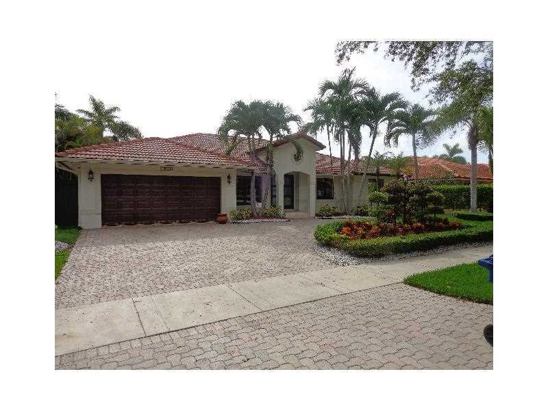 Property Photo: 16500 NW 83 Ct FL 33016