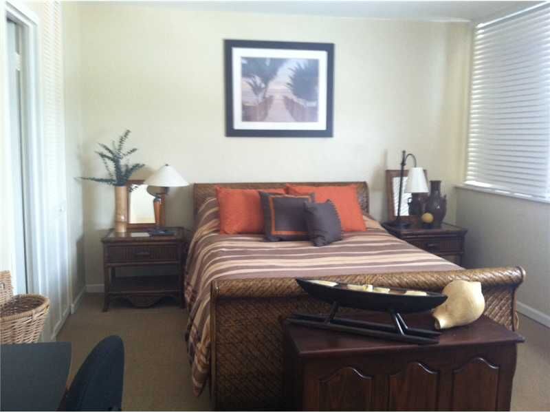 Property Photo:  5313 Collins Av 906  FL 33140 