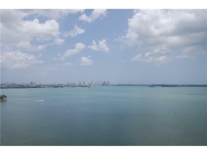 Property Photo:  1331 Brickell Bay Dr 2011  FL 33131 