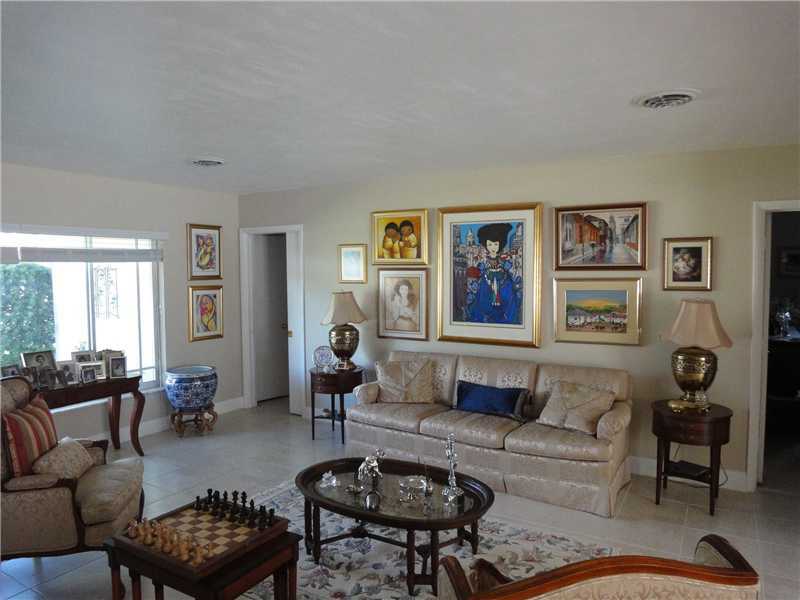 Property Photo:  9020 SW 86 St  FL 33173 