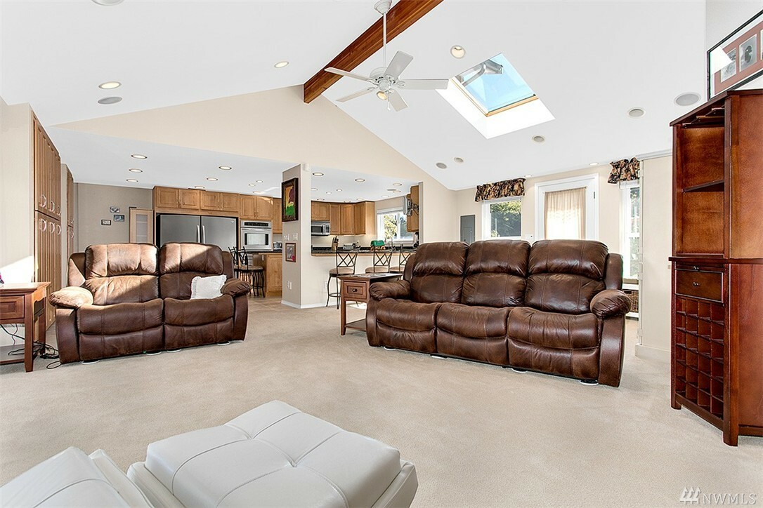 Property Photo:  19012 78th Place W  WA 98026 
