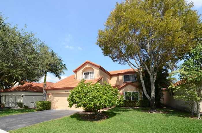 Property Photo:  9260 Oak Grove Cr  FL 33328 