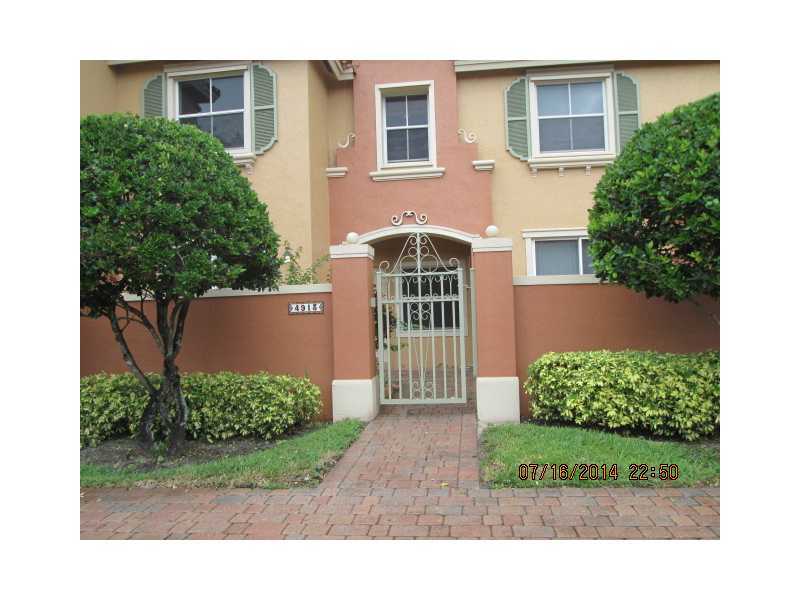 Property Photo:  4913 Spinnaker Dr 4802  FL 33312 