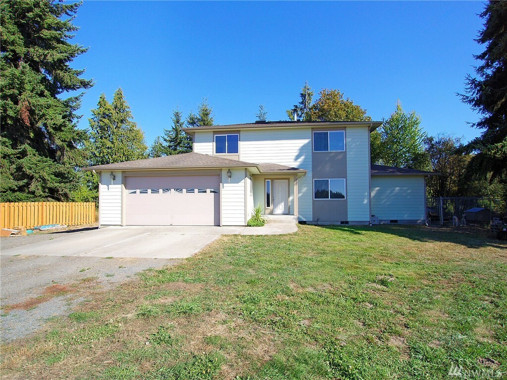 Property Photo:  311 Crosby Lane  WA 98362 