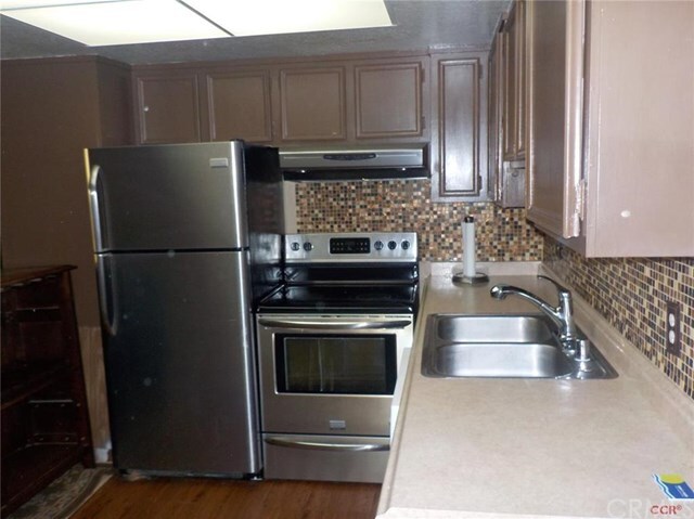 Property Photo: 3332 Harbor Circle F CA 93446