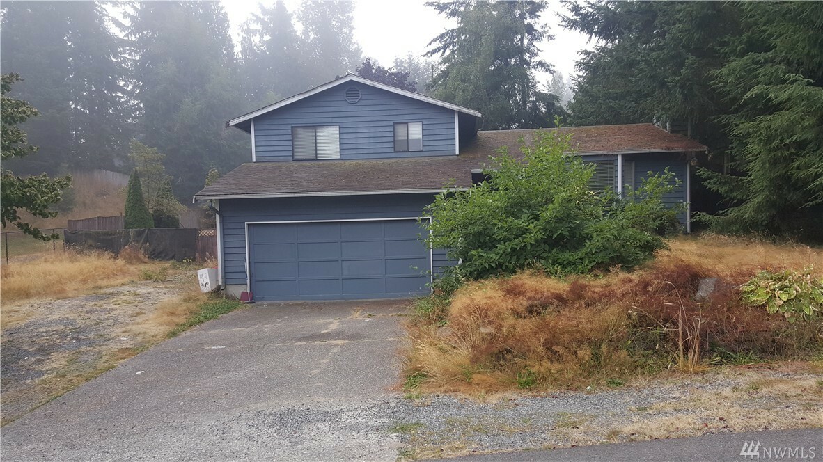 Property Photo:  5702 125th St SE  WA 98269 