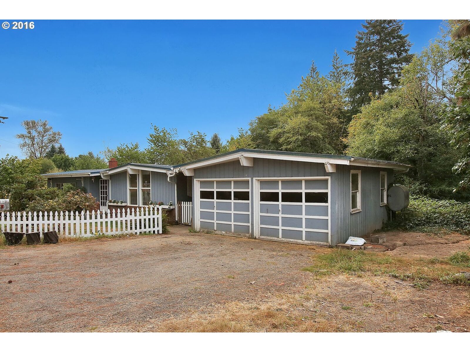 Property Photo:  12762 S Freeman Rd  OR 97042 