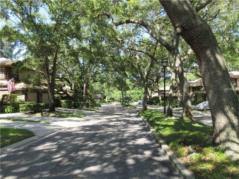 Property Photo: 1491 Mahogany Lane 1491 FL 34683